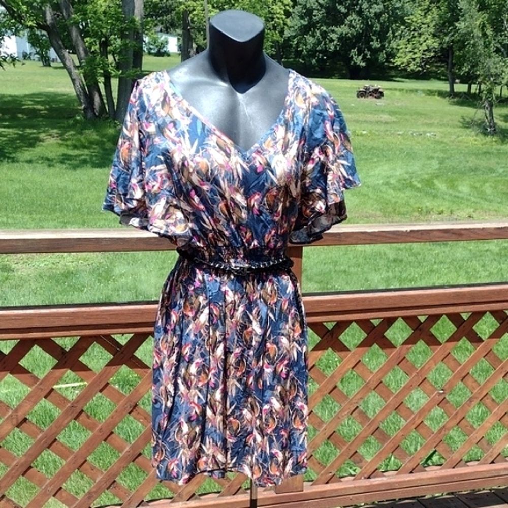 Vintage AUW Dark Blue V Neck Dress with Parrot Print and Braided Belt Size Small
